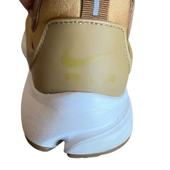 NIKE Wmns Air Presto 'Elemental Gold' - Picture 5 of 13